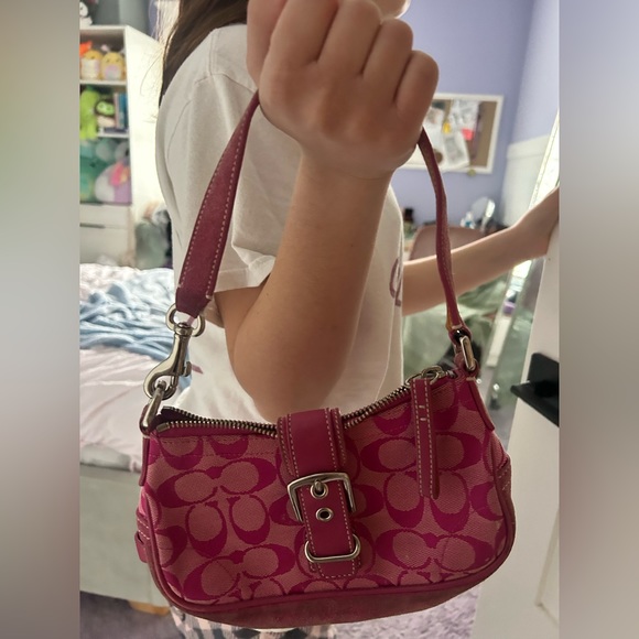 Coach Vintage Pink hand/shoulder bag - Picture 4 of 6
